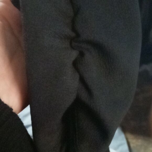 Thin sweater - Picture 4 of 4